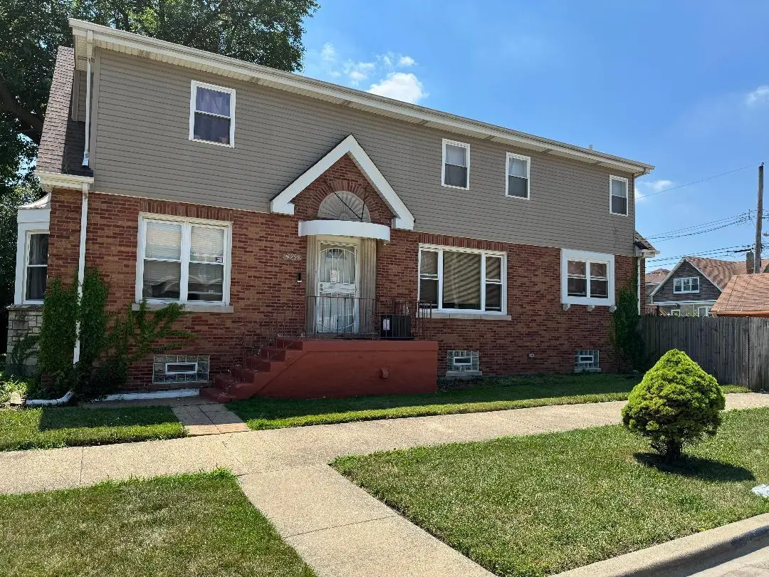 10200 S Rhodes Avenue, Chicago, IL 60628 - Image #1