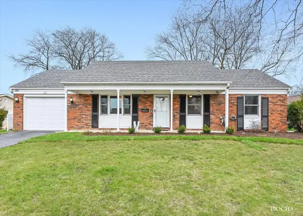 100 Dartford Lane, Schaumburg, IL 60194