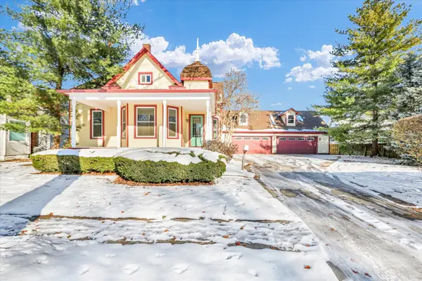 202 E Daggy Street, Tuscola, IL 61953