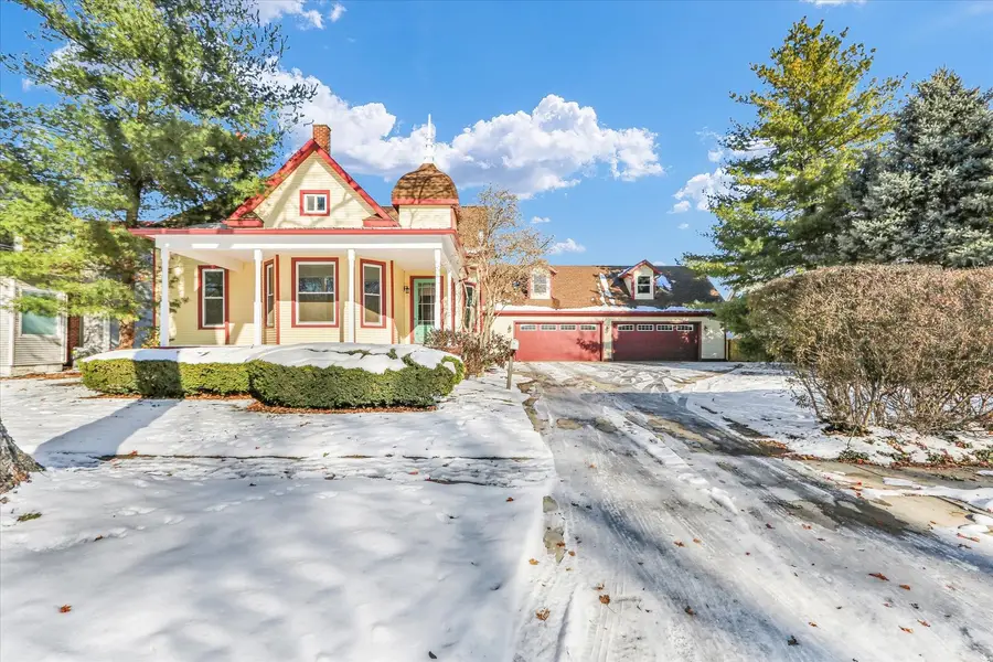 202 E Daggy Street, Tuscola, IL 61953 - Image #2