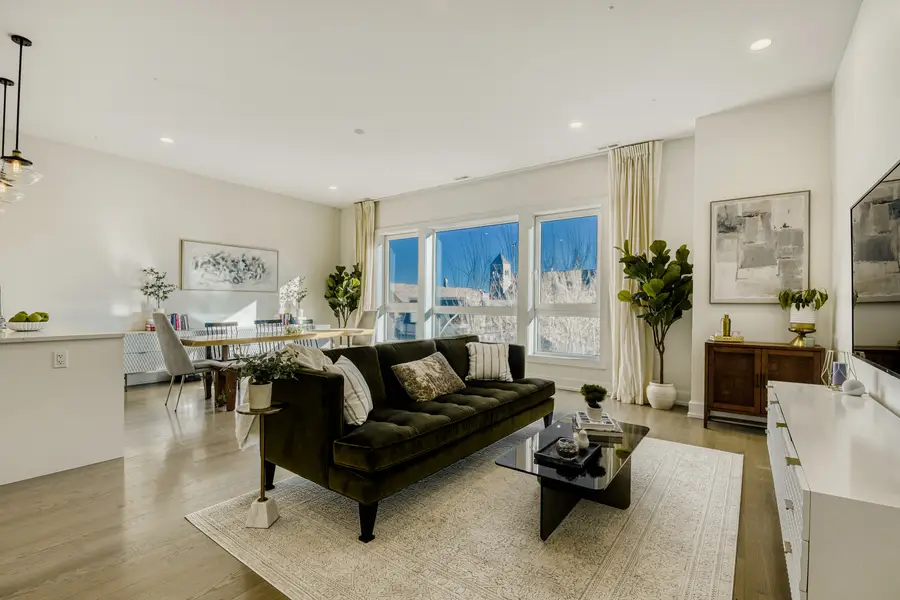 722 W 17th Place #3E, Chicago, IL 60616 - #3