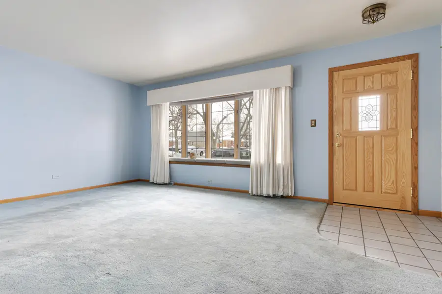 1696 S Elm Street, Des Plaines, IL 60018 - Image #3