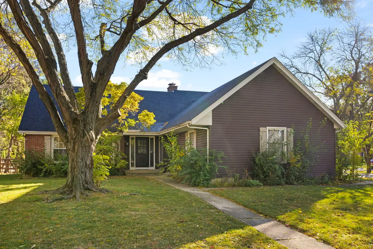 210 Westmoreland Lane, Naperville, IL 60540 - Image #1