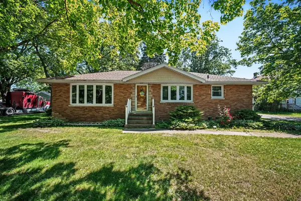 11741 S Central Park Avenue, Merrionette Park, IL 60803