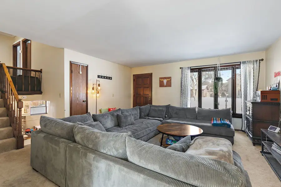 1345 S Madlock Court, Elgin, IL 60123 - #3