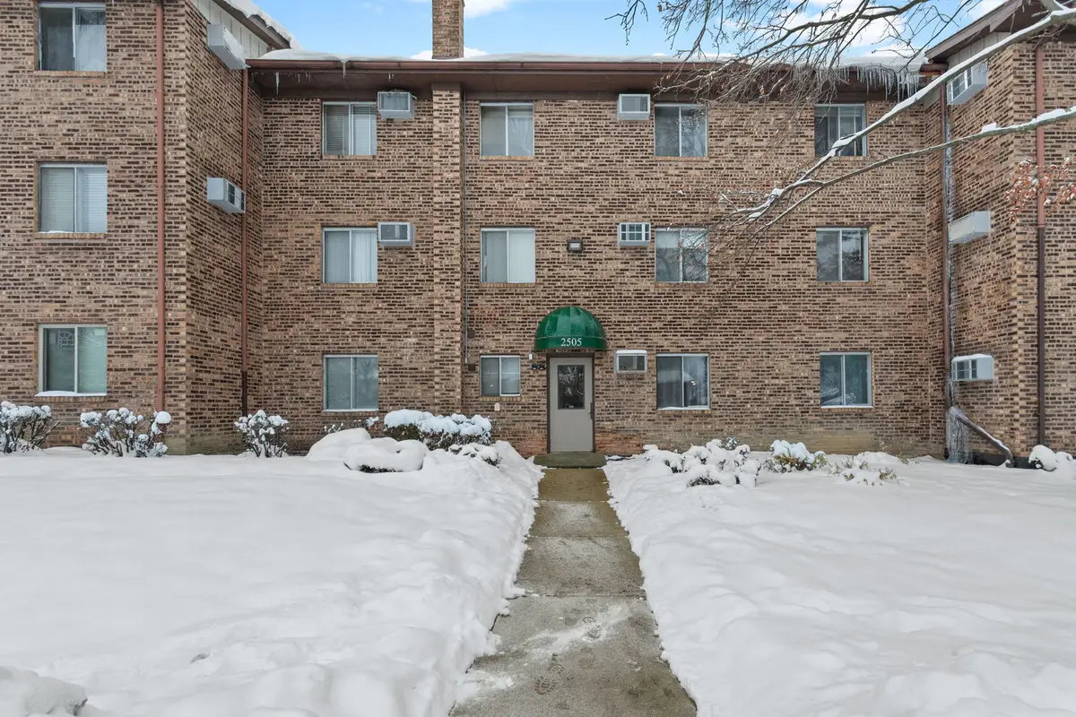2505 Spring Street #3304, Woodridge, IL 60517 - Image #1