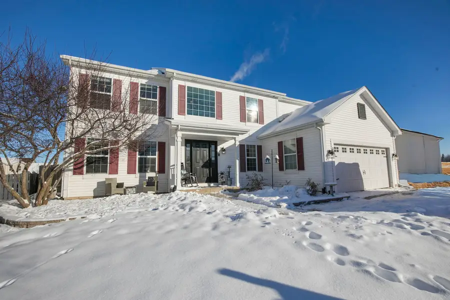 39 W Bluebell Avenue, Cortland, IL 60112 - Image #2
