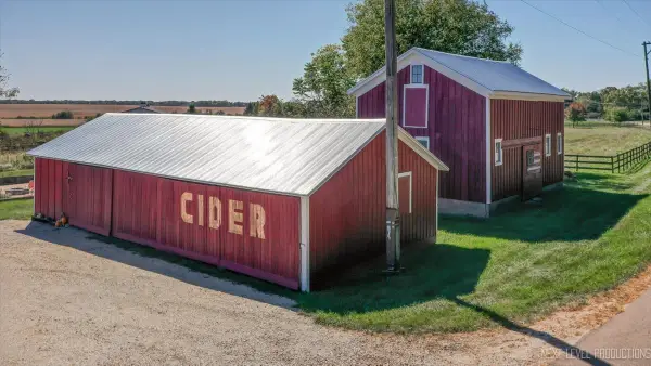 2S227 Green Road, Elburn, IL 60119