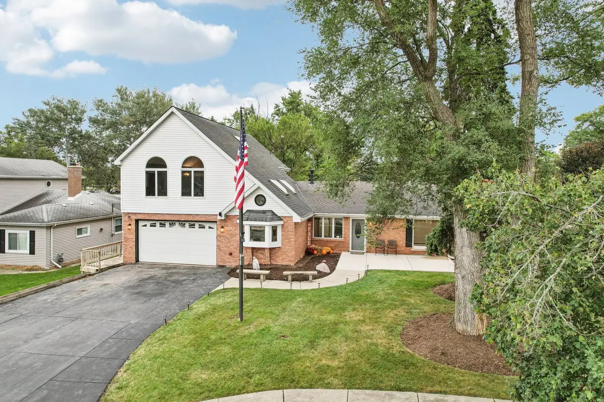 1039 S School Street, Lombard, IL 60148 - Image #1