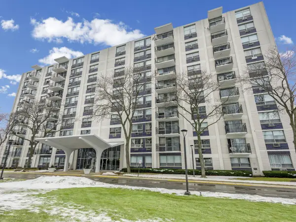 9009 Golf Road #2A, Des Plaines, IL 60016