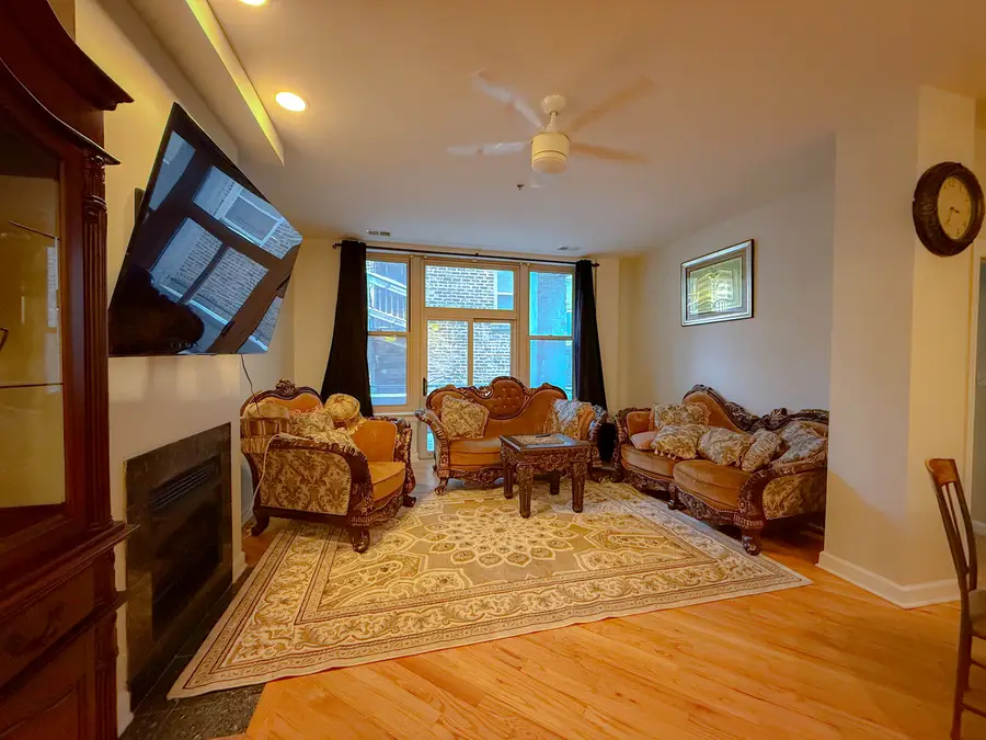 3111 W Lawrence Avenue #D202, Chicago, IL 60625 - Image #3