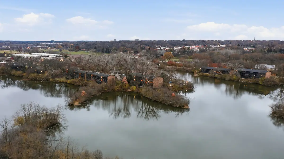 5512 E Lake Drive #C, Lisle, IL 60532 - Image #1