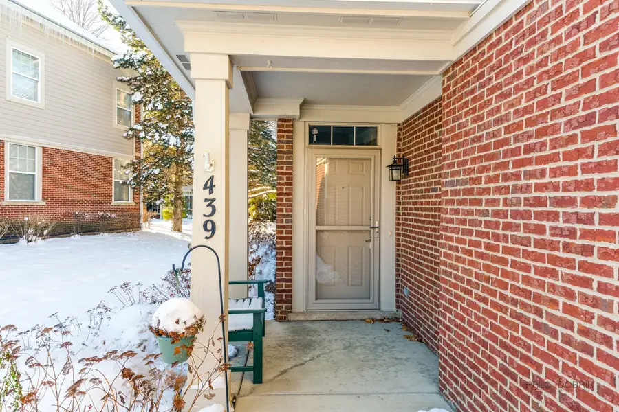 439 Pine Lake Circle, Vernon Hills, IL 60061 - Image #2