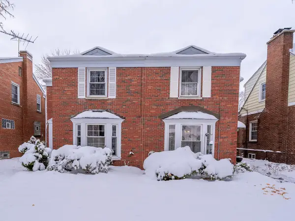 6704 Trumbull Avenue, Lincolnwood, IL 60712