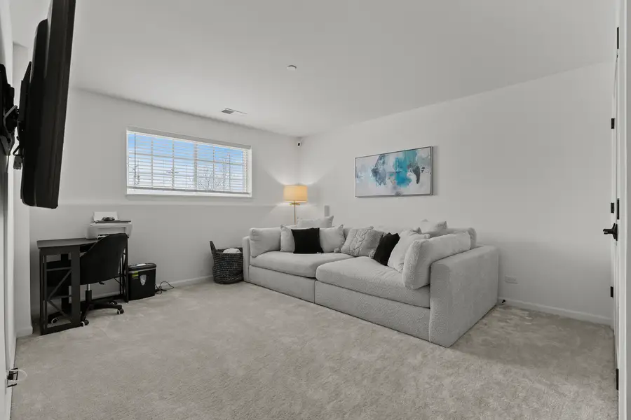 30W158 Wheeler Circle, Warrenville, IL 60563 - Image #2