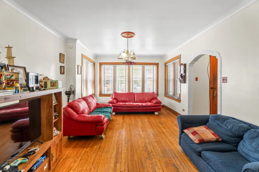 5951 S Richmond Street, Chicago, IL 60629 - Image #3