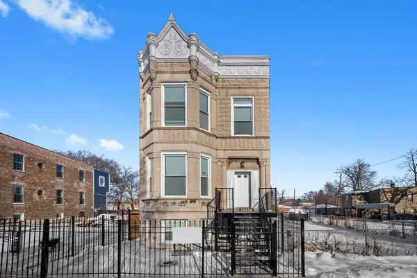 3824 W Fulton Street, Chicago, IL 60624
