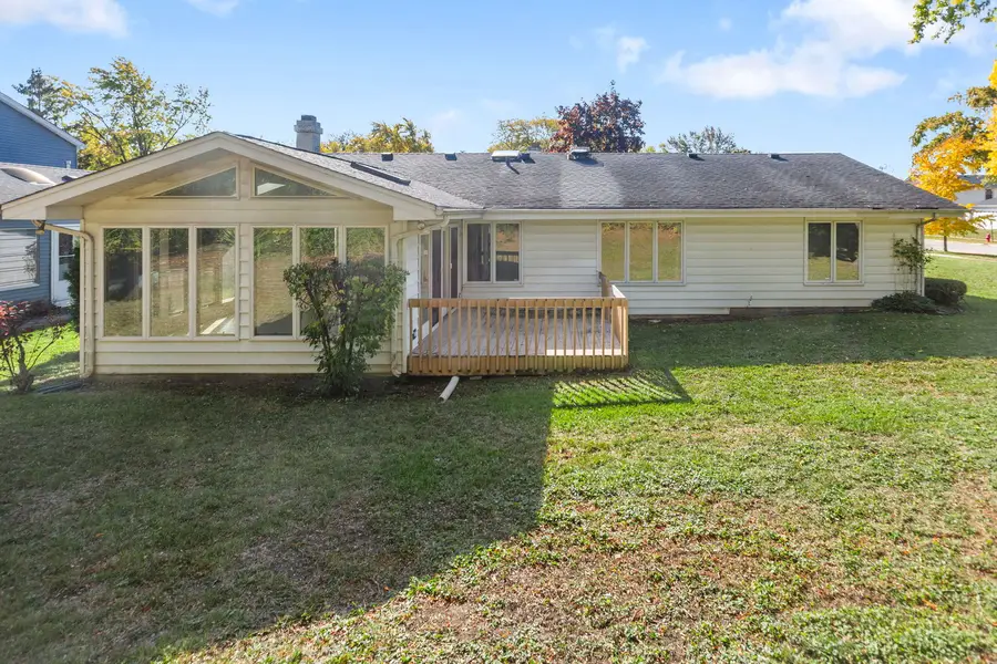 920 Eden Drive, Schaumburg, IL 60195 - Image #3