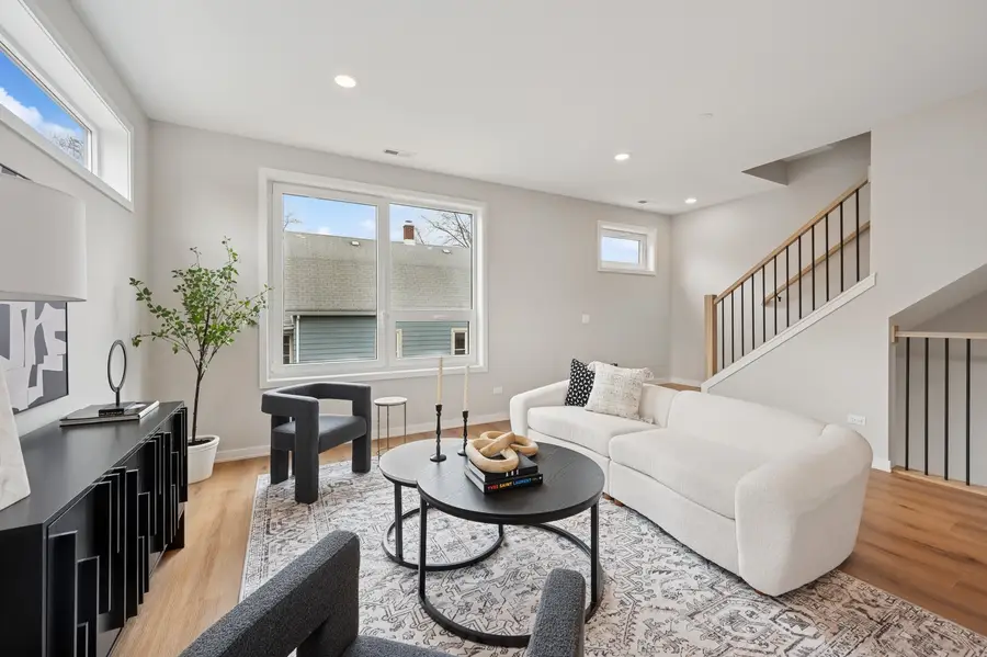 944 Beloit Avenue #5, Forest Park, IL 60130 - Image #2