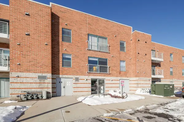 3255 Kirchoff Road #306, Rolling Meadows, IL 60008