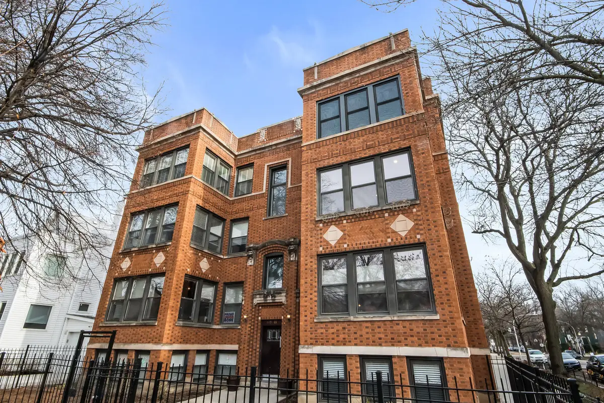 6701 N Bosworth Avenue #B2, Chicago, IL 60626 - Image #1