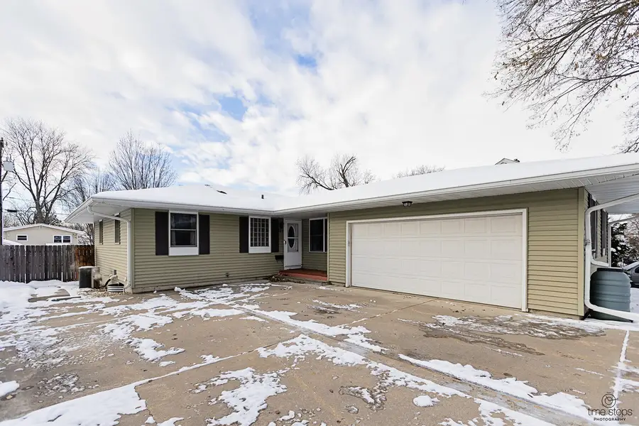 767 Adams Street, Ottawa, IL 61350 - Image #2
