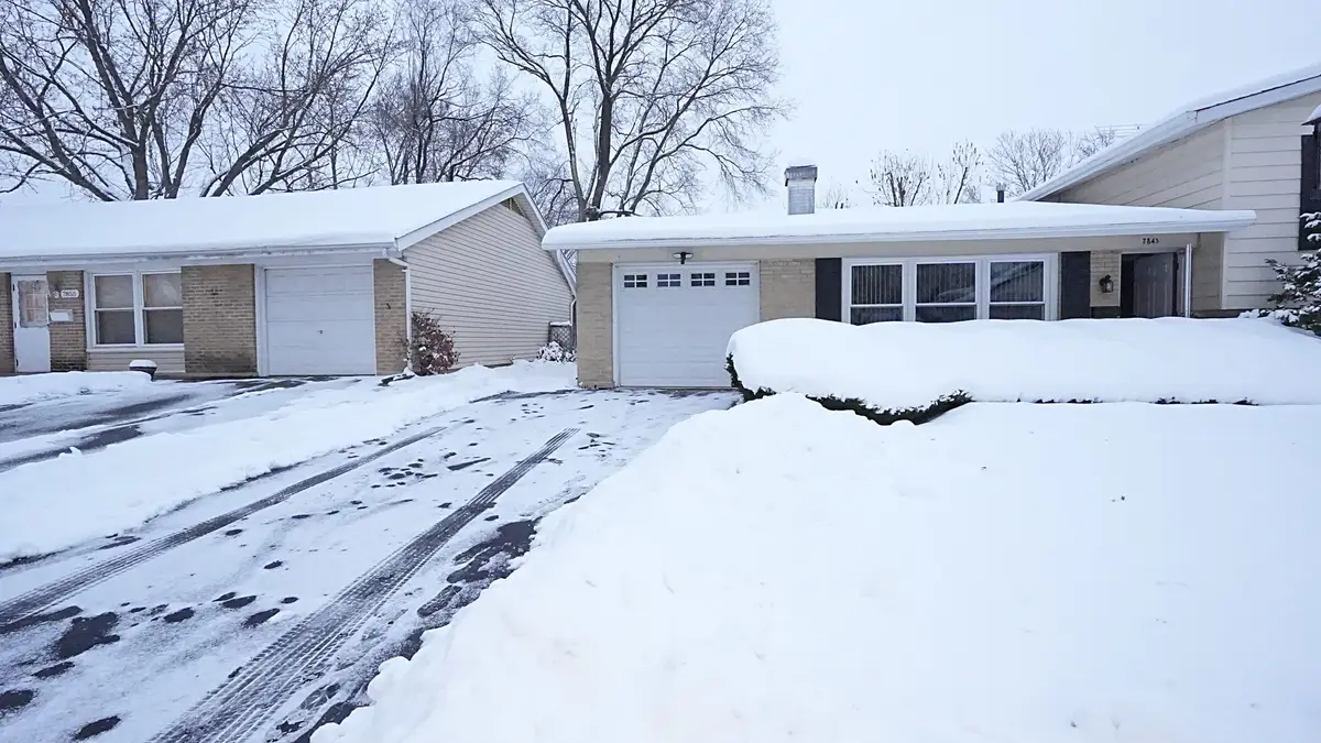 7843 Kensington Lane, Hanover Park, IL 60133 - Image #1
