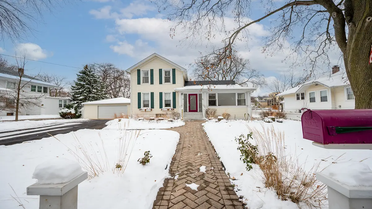 323 W Washington Street, West Chicago, IL 60185 - Image #1