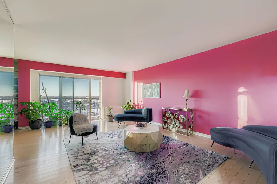 7033 N Kedzie Avenue #1004, Chicago, IL 60645 - Image #3