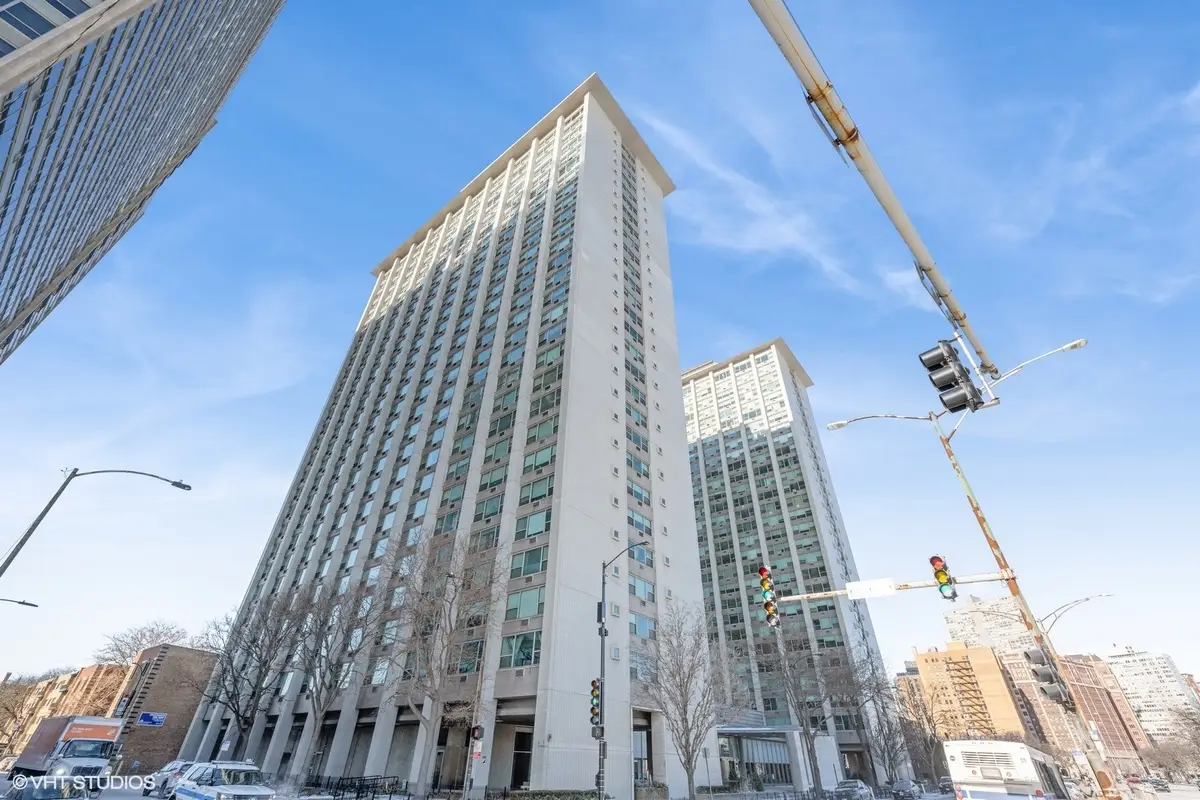 3600 N Lake Shore Drive #1905, Chicago, IL 60613 - Image #1