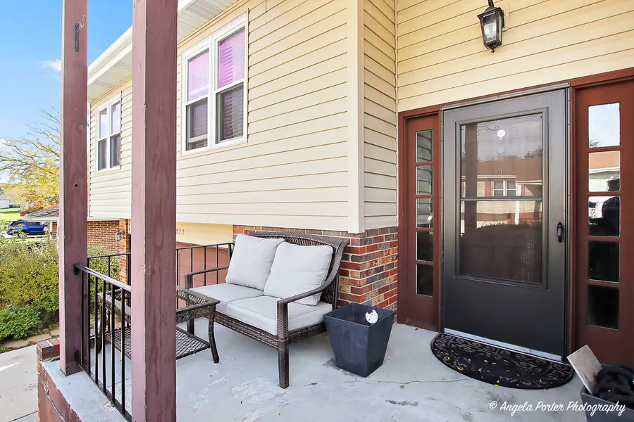 1073 Poplar Court, Lake Zurich, IL 60047 - Image #2