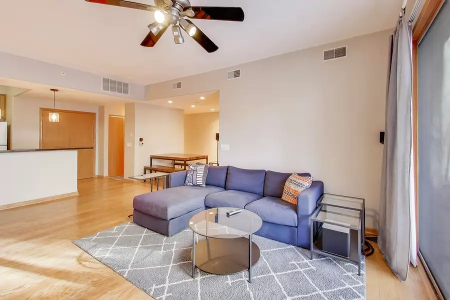 1715 Pavilion Way #206, Park Ridge, IL 60068 - Image #3