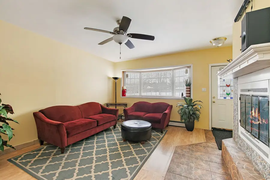 11618 Douglas Avenue, Huntley, IL 60142 - Image #3