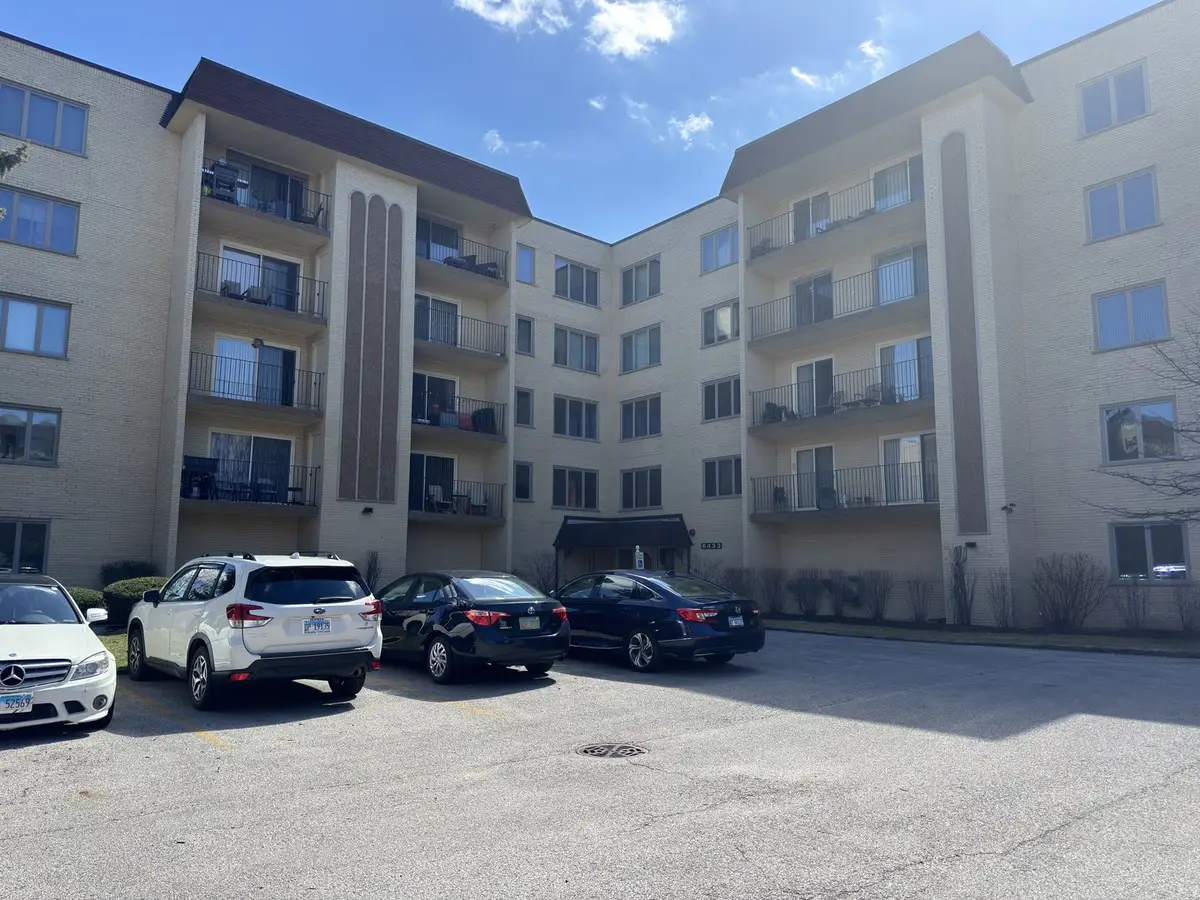 6433 W Belle Plaine Avenue #302, Chicago, IL 60634 - #1