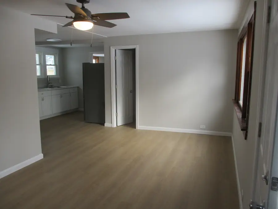 918 W Vine Street, Champaign, IL 61821 - Image #2