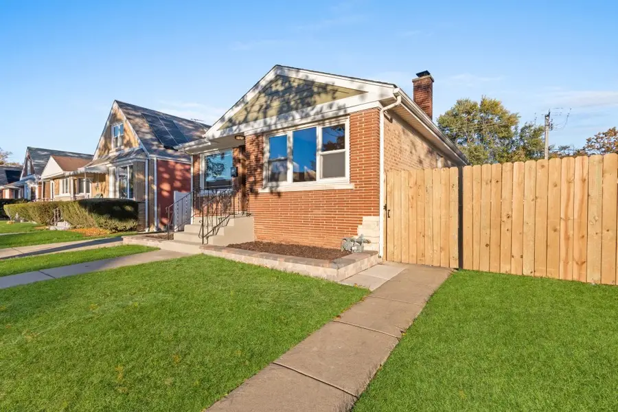 1619 N 20th Avenue, Melrose Park, IL 60160 - Image #2