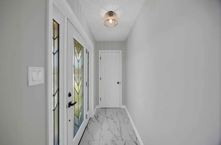 13921 S Manistee Avenue, Burnham, IL 60633 - Image #2