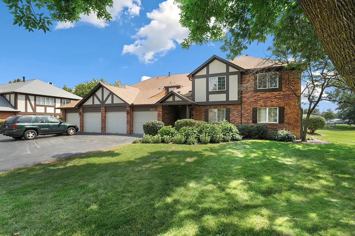 6223 Lakepark Lane #A, Willowbrook, IL 60527 - Image #1