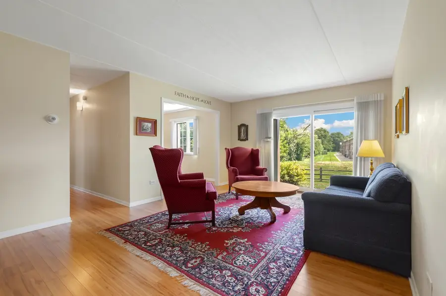 6223 Lakepark Lane #A, Willowbrook, IL 60527 - Image #2