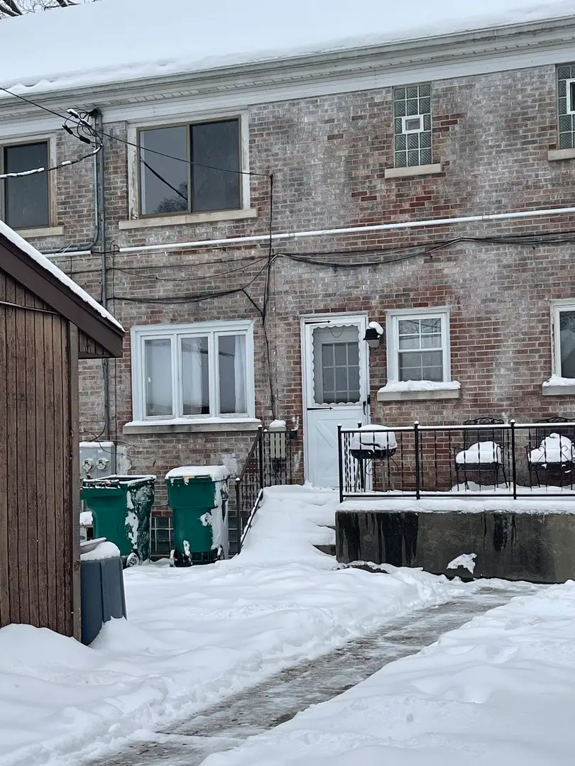 907 N Raynor Avenue, Joliet, IL 60435 - Image #2