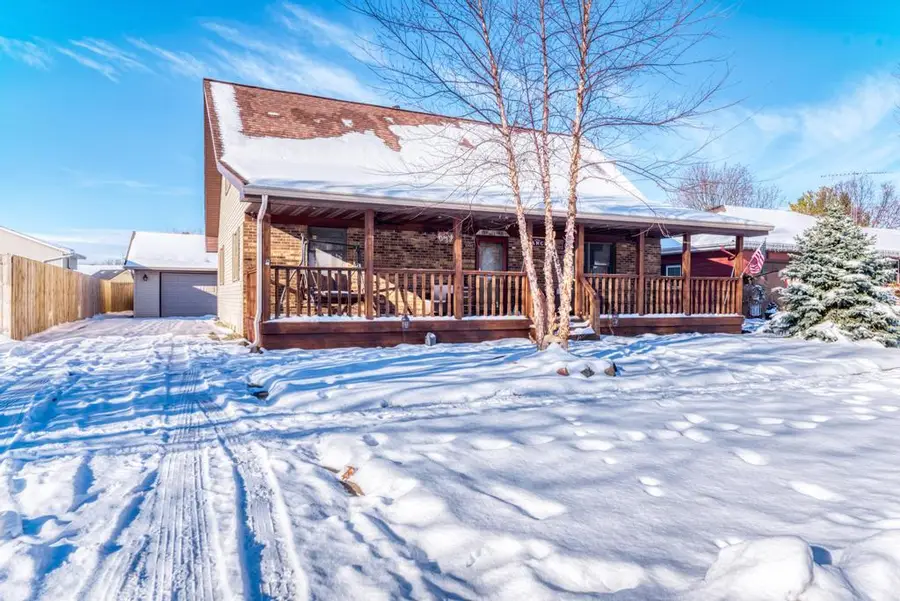 2402 Chestnut Lane, Morris, IL 60450 - Image #2