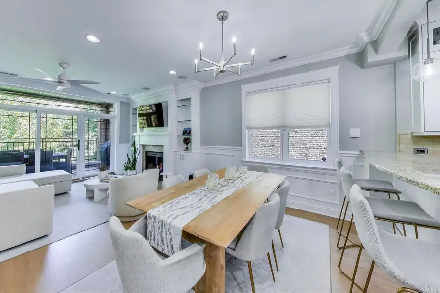 735 W Brompton Avenue #2E, Chicago, IL 60657 - Image #3