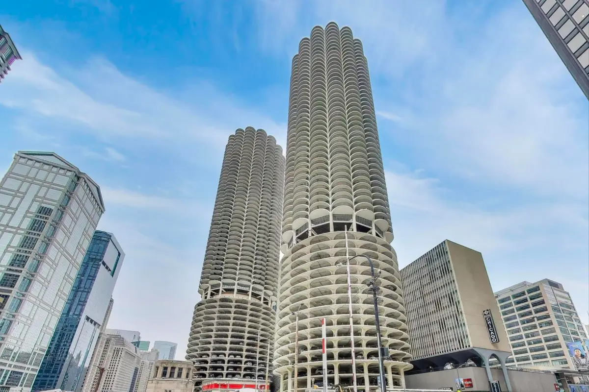 300 N State Street #2305, Chicago, IL 60654 - Image #1