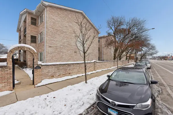 5413 N Milwaukee Avenue #3B, Chicago, IL 60630