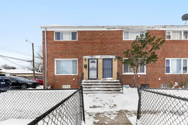 1207 S 17th Avenue, Maywood, IL 60153