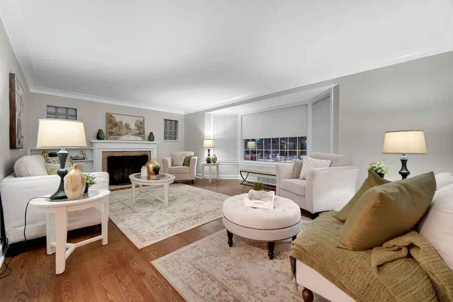 Address Withheld By Seller, Chicago, IL 60655 - Image #2