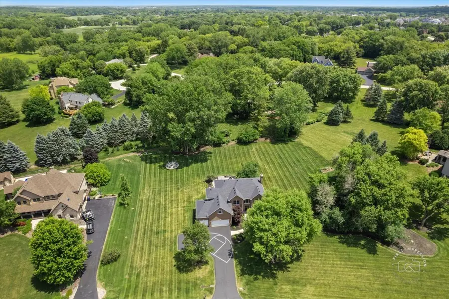 5N587 Prairie Springs Drive, Saint Charles, IL 60175 - Image #2