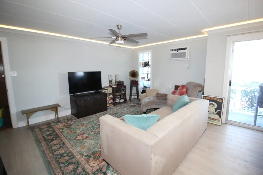 11024 Kilpatrick Avenue #3, Oak Lawn, IL 60453 - Image #2