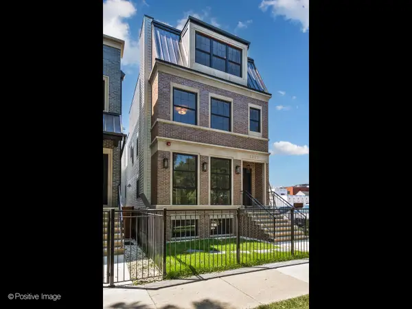 Address Withheld By Seller, Chicago, IL 60657