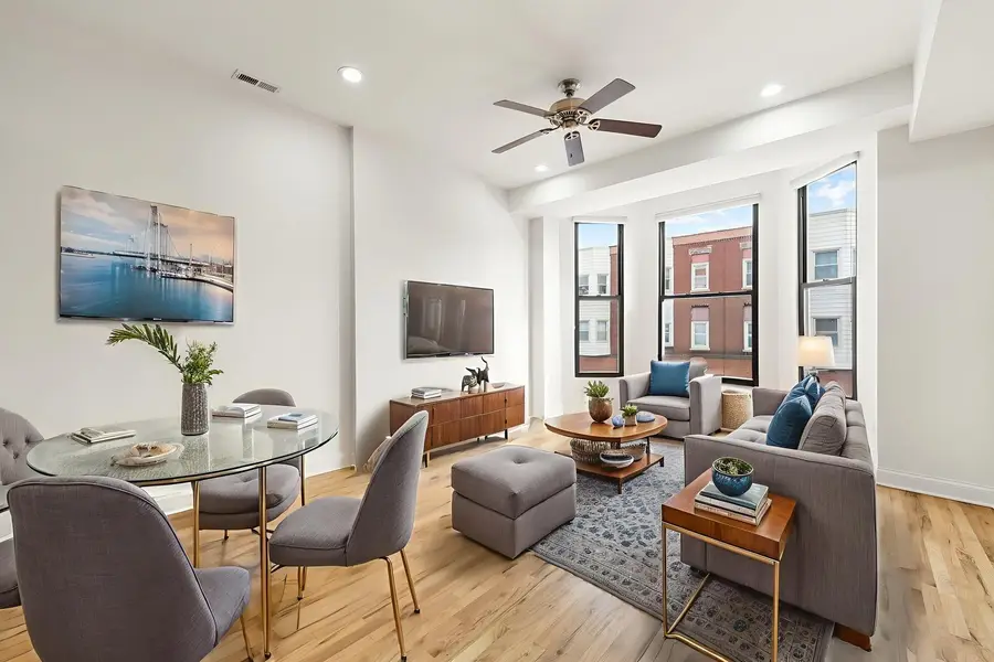 2354 S Oakley Avenue #B2, Chicago, IL 60608 - Image #3